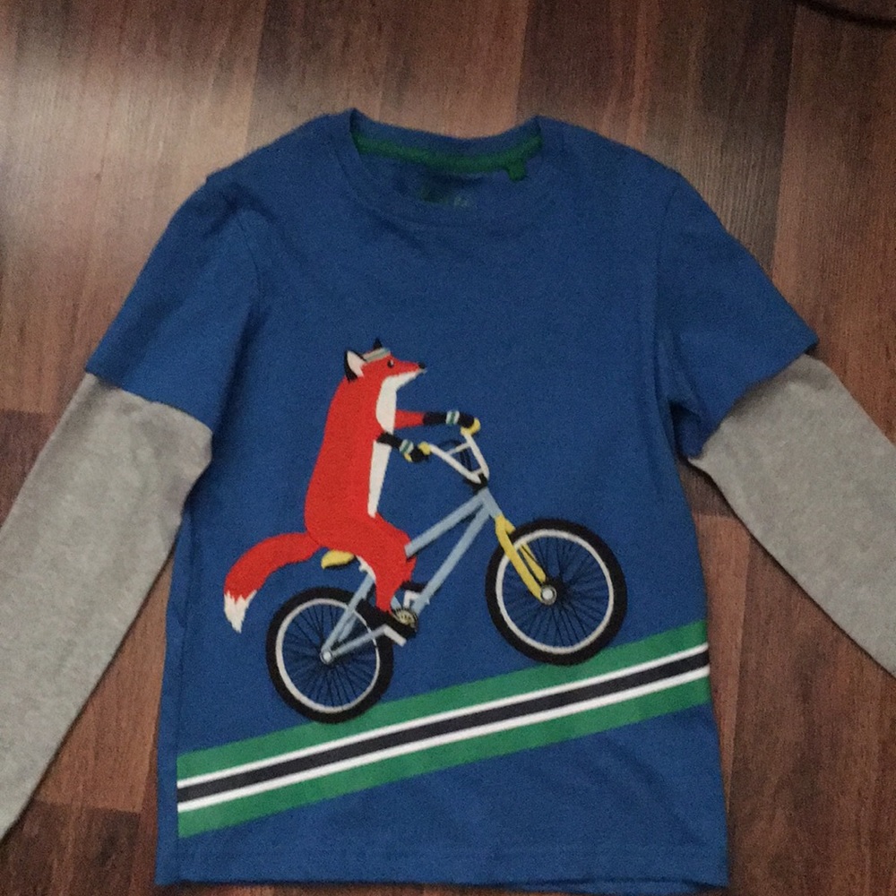 Brand new Mini Boden tee 7-8 boy